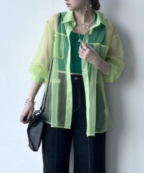 FOREVER 21（フォーエバー トゥエンティーワン）の「メッシュシアーシャツ（シャツ/ブラウス・レディース・ピンク/ブルー/グリーン/ホワイト/ブラック/グレー・FREE）」の5枚目の写真