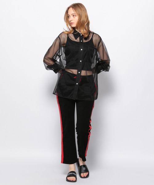 FOREVER 21（フォーエバー トゥエンティーワン）の「メッシュシアーシャツ（シャツ/ブラウス・レディース・ピンク/ブルー/グリーン/ホワイト/ブラック/グレー・FREE）」の9枚目の写真