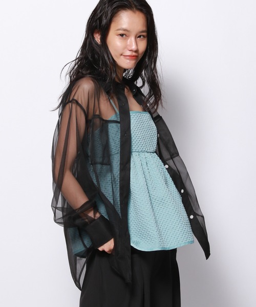 FOREVER 21（フォーエバー トゥエンティーワン）の「メッシュシアーシャツ（シャツ/ブラウス・レディース・ピンク/ブルー/グリーン/ホワイト/ブラック/グレー・FREE）」の21枚目の写真