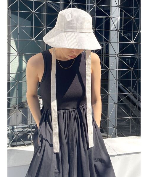 Ungrid（アングリッド）の「総柄デザインバケットハット（ハット・レディース・ベージュ/ネイビー・FREE）」の18枚目の写真