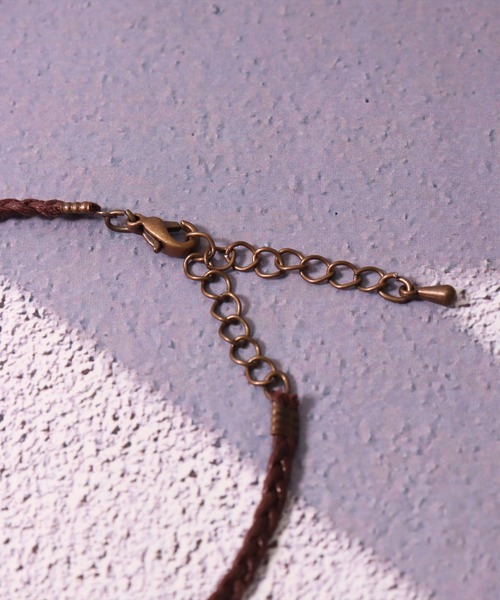 BAYBLO（ベイブロ）の「(BB)【ユニセックス】ピースマーク ロウ引き 3つ編み アンクレット（アンクレット・メンズ・ブラウン/ダークグリーン/ネイビー/ブラック/ベージュ・FREE）」の12枚目の写真