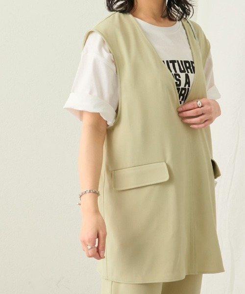 COLONY 2139（コロニートゥーワンスリーナイン）の「深Vネックポケット付きベスト（ベスト・レディース・アイボリー/ミント/ブラック・FREE）」の15枚目の写真