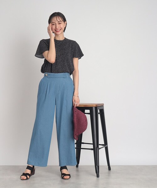 DRESKIP(ドレスキップ)の「◆【落ち感きれいな上品シルエット】バンドカラーお袖フリルブラウス(シャツ/ブラウス・レディース・ベージュ系その他3/ブラック系/ライトグリーン/オフホワイト・02/03/04)」の11枚目の写真