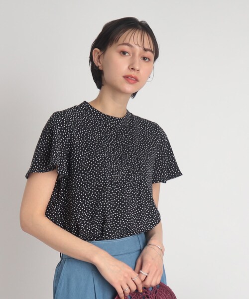 DRESKIP(ドレスキップ)の「◆【落ち感きれいな上品シルエット】バンドカラーお袖フリルブラウス(シャツ/ブラウス・レディース・ベージュ系その他3/ブラック系/ライトグリーン/オフホワイト・02/03/04)」の19枚目の写真