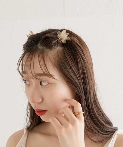 Chico（チコ）の「ミニフラワークリップSET（バレッタ/ヘアクリップ・レディース・ブルー/アイボリー/ブラウン・FREE）」の9枚目の写真