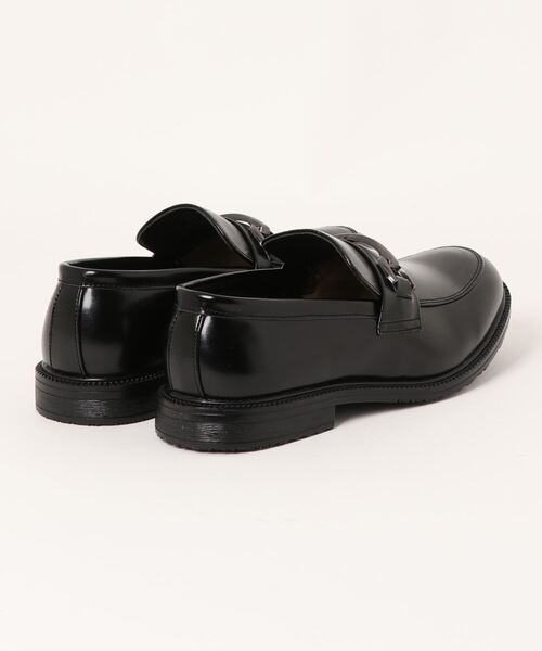 ON&OFF(オンアンドオフ)の「【ON&OFF】 幅広ビットローファービジネス(ローファー・メンズ・ブラック・26.0cm/26.5cm/24.5cm/25.0cm/27.0cm/25.5cm)」の3枚目の写真