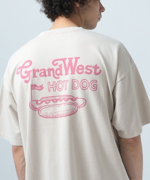 BAYFLOW(ベイフロー)の「SUNSETプリントTシャツ(Tシャツ/カットソー・メンズ・セージグリーン/オフホワイト/ピンク/ベージュ/チャコール/ライトベージュ/ベビーピンク/ブラック・MEDIUM/LARGE)」の10枚目の写真