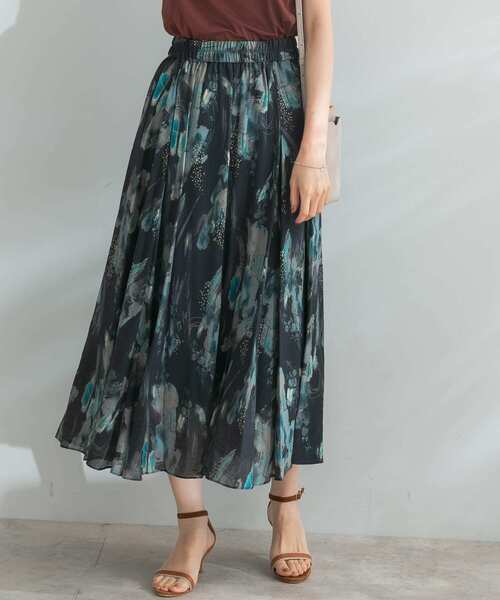URBAN RESEARCH ROSSO WOMEN(アーバンリサーチ ロッソ)の「アートプリントシアーギャザースカート(スカート・レディース・オフホワイト/ブラック・FREE)」の9枚目の写真