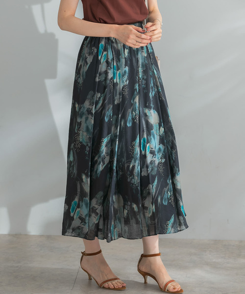 URBAN RESEARCH ROSSO WOMEN(アーバンリサーチ ロッソ)の「アートプリントシアーギャザースカート(スカート・レディース・オフホワイト/ブラック・FREE)」の12枚目の写真