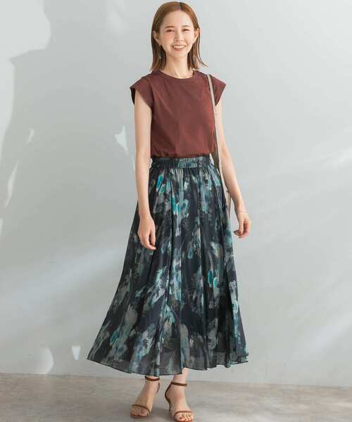 URBAN RESEARCH ROSSO WOMEN(アーバンリサーチ ロッソ)の「アートプリントシアーギャザースカート(スカート・レディース・オフホワイト/ブラック・FREE)」の15枚目の写真