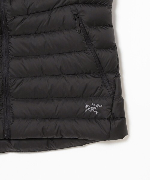 ARC'TERYX(アークテリクス)の「ARC'TERYX / CERIUM VEST WOMENS(ダウンベスト・レディース・ブラック・MEDIUM)」の4枚目の写真