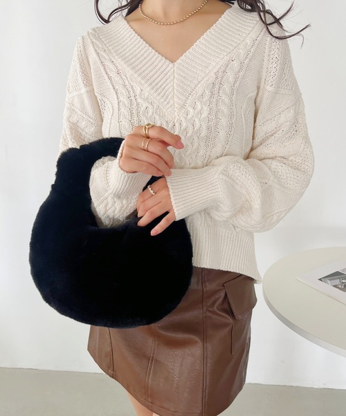 CLEA(クレア)の「ワンハンドルファーバッグ(ハンドバッグ・レディース・アイボリー/ブラック/ベージュ/マスタード・FREE)」の22枚目の写真