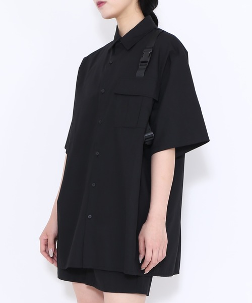 Figments（フィグメンツ）の「ベルテッドシャツ（シャツ/ブラウス・レディース・グレー/ブラック・SMALL/MEDIUM）」の6枚目の写真