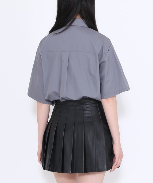 Figments（フィグメンツ）の「ベルテッドシャツ（シャツ/ブラウス・レディース・グレー/ブラック・SMALL/MEDIUM）」の17枚目の写真