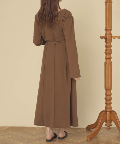 mil（ミル）の「【150㎝前後の小柄さんサイズ】前後２wayフレアスリーブワンピース【きれいめ・美シルエット】（ワンピース・レディース・ベージュ/キャメル/ブラック・S/XS）」の7枚目の写真