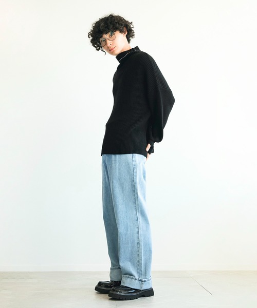 aimoha（アイモハ）の「aimoha menバルーンスリーブセーター（ニット/セーター・メンズ・ホワイト/ブラック・M/XL/L）」の5枚目の写真