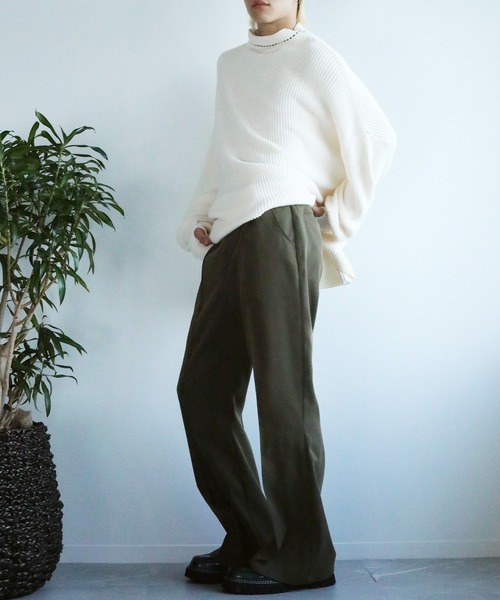 aimoha（アイモハ）の「aimoha menバルーンスリーブセーター（ニット/セーター・メンズ・ホワイト/ブラック・M/XL/L）」の8枚目の写真