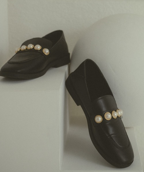 VANNIE U（ヴァニーユー）の「パールローファー（ローファー・レディース・ブラック・SMALL/MEDIUM/LARGE）」の5枚目の写真