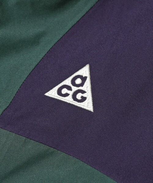 NIKE ACG（ナイキエィシージー）の「NIKE / ACG Storm-FIT ADV GORE-TEX Misery Ridge（ブルゾン・メンズ・ダークグリーン・MEDIUM/LARGE/X-LARGE/XX-LARGE）」の4枚目の写真