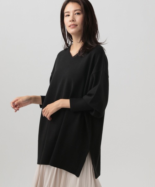 Elura(エルーラ)の「毛玉しらずVネックチュニック(ニット/セーター・レディース・ブラック/グリーン/チャコールグレー・LARGE/MEDIUM)」の5枚目の写真