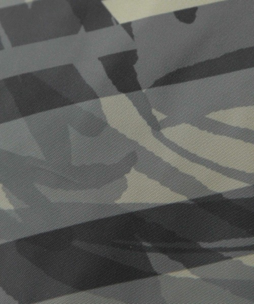 NANO universe(ナノユニバース)の「「GriffinHartland」別注総柄トートバッグ(トートバッグ・メンズ・カーキ/ブラック・FREE)」の11枚目の写真