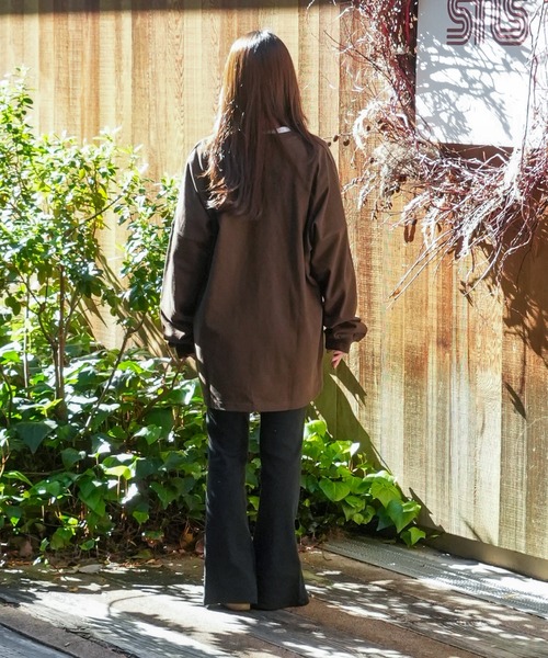 RVCA（ルーカ）の「RVCA メンズ  RECESSION LS TEE ロンＴ【2023年冬モデル】/ルーカワンポイントブランドロゴ無地クルーネックオーバーサイズロングTシャツ（Tシャツ/カットソー・メンズ・ホワイト/チョコ/ブラック/オリーブ・SMALL/MEDIUM/LARGE/X-LARGE）」の19枚目の写真