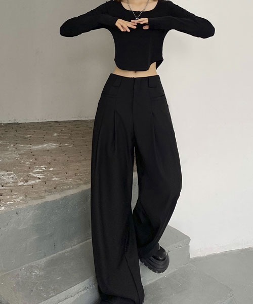 urge:(アージコロン )の「【URGE:】ハイウエスト ストレート タックパンツ(その他パンツ・レディース・ブラック・SMALL/MEDIUM/LARGE)」の1枚目の写真