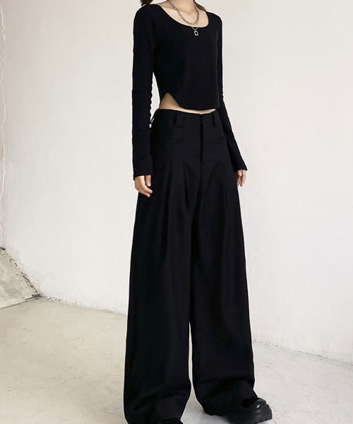 urge:(アージコロン )の「【URGE:】ハイウエスト ストレート タックパンツ(その他パンツ・レディース・ブラック・SMALL/MEDIUM/LARGE)」の6枚目の写真