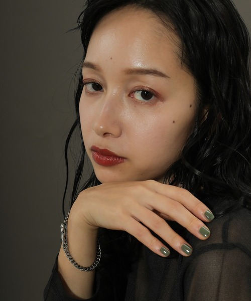 voov（ブーブ）の「【金属アレルギー対応】平チェーン バックル 中折れ ブレスレット サージカルステンレス（ブレスレット・レディース・ゴールド/シルバー・フリー）」の9枚目の写真