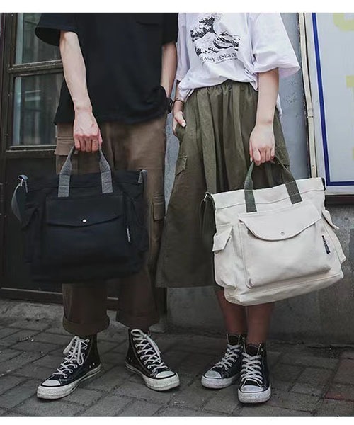 gossip!ロサンゼルス(ゴシップロサンゼルス)の「2WAY キャンバストートバッグ ショルダーバッグ ハンドトート 多ポケット 大容量(ショルダーバッグ・レディース・ブラック/オフホワイト/ブラウン・FREE)」の8枚目の写真