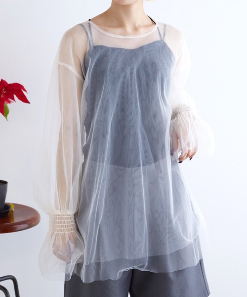 w closet（ダブルクローゼット）の「チュールボリュームプルオーバー（シャツ/ブラウス・レディース・ブラック/キナリ・FREE）」の4枚目の写真