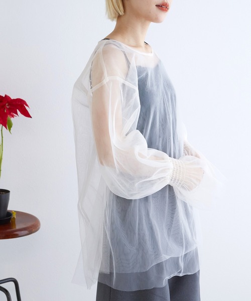 w closet（ダブルクローゼット）の「チュールボリュームプルオーバー（シャツ/ブラウス・レディース・ブラック/キナリ・FREE）」の5枚目の写真