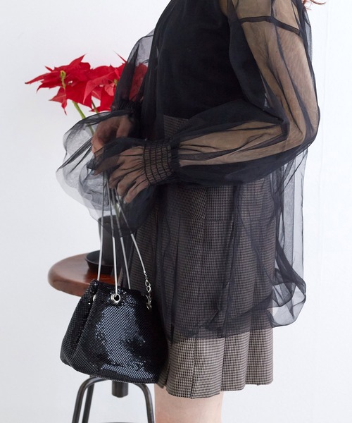 w closet（ダブルクローゼット）の「チュールボリュームプルオーバー（シャツ/ブラウス・レディース・ブラック/キナリ・FREE）」の21枚目の写真