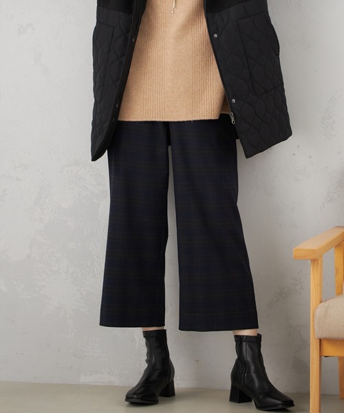 DECOY SINCE 1981(デコイシンスイチキュウハチイチ)の「裏起毛ストレットワイドパンツ(スラックス・レディース・チャコールグレー/ネイビー・70/64/67)」の2枚目の写真
