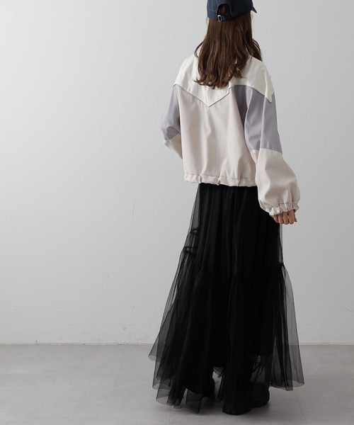 COLONY 2139（コロニートゥーワンスリーナイン）の「カラーブロッキングトラックジャケット（ジャージ・レディース・アイボリー/ネイビー/ブラック・FREE）」の21枚目の写真