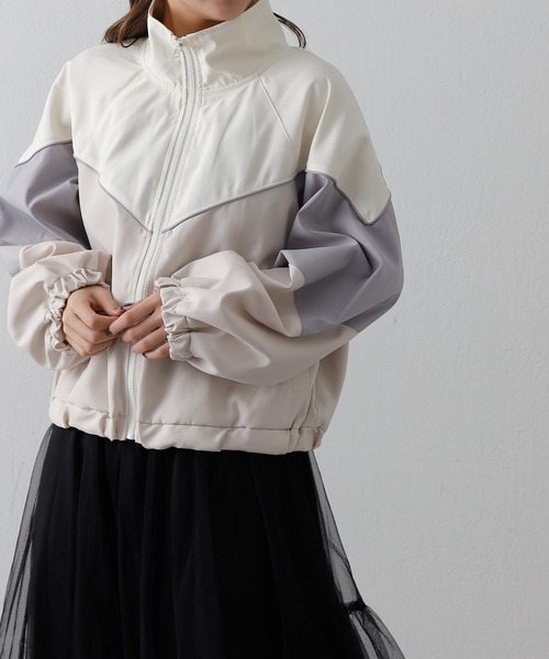 COLONY 2139（コロニートゥーワンスリーナイン）の「カラーブロッキングトラックジャケット（ジャージ・レディース・アイボリー/ネイビー/ブラック・FREE）」の14枚目の写真