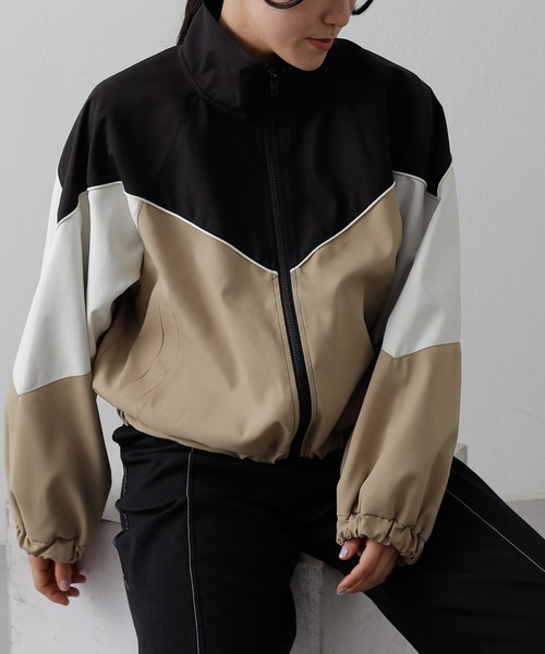 COLONY 2139（コロニートゥーワンスリーナイン）の「カラーブロッキングトラックジャケット（ジャージ・レディース・アイボリー/ネイビー/ブラック・FREE）」の11枚目の写真