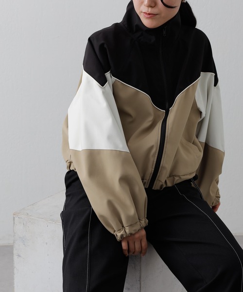 COLONY 2139（コロニートゥーワンスリーナイン）の「カラーブロッキングトラックジャケット（ジャージ・レディース・アイボリー/ネイビー/ブラック・FREE）」の10枚目の写真