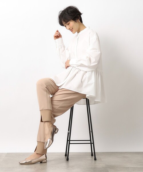 OPAQUE.CLIP(オペークドットクリップ)の「◆≪美人百花掲載≫ バンドカラーペプラムシャツブラウス/ストライプ柄アソート【洗濯機洗い可】(シャツ/ブラウス・レディース・ホワイト/ブルー系7/ホワイト系3/ピンク・36/42/40/38)」の9枚目の写真