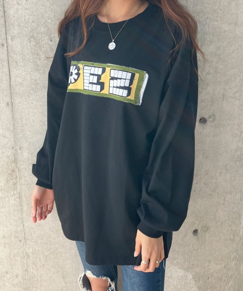 GLAMOROUS JANE(グラマラスジェーン)の「PEZプリントロンT(Tシャツ/カットソー・レディース・ブラック/オフホワイト/チャコールグレー・FREE)」の4枚目の写真