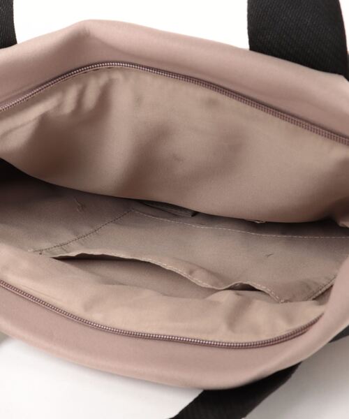 KATHARINE ROSS（キャサリンロス）の「【KATHARINE ROSS】WEB限定　パターンテープリュック（バックパック/リュック・レディース・ブラック/グレイッシュベージュ・MEDIUM）」の5枚目の写真