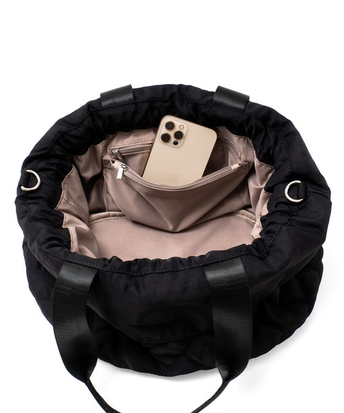 【セール】キルティング2wayトートバッグ(トートバッグ)|VitaFelice(ヴィータフェリーチェ) 【セール】キルティング2wayトートバッグ(トートバッグ)|VitaFelice(ヴィータフェリーチェ)