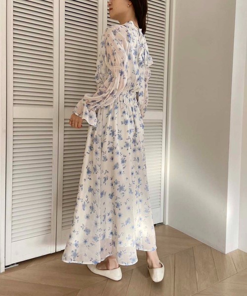 one after another NICE CLAUP(ワンアフターアナザーナイスクラップ)の「カシュクールアソートロングワンピース(ワンピース・レディース・ホワイト/ベージュ/ホワイト系その他/モカ・FREE)」の5枚目の写真
