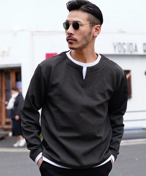 jiggys shop(ジギーズショップ)の「ジオメトリックジャガードフェイクキーネックロンT カットソー 長袖Tシャツ(Tシャツ/カットソー・メンズ・グレー/ブラック/ブラック系その他・LARGE/MEDIUM)」の1枚目の写真