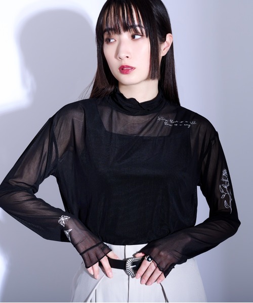 Ellno Loset（エルノロゼット）の「タトゥープリントシアーインナー（Tシャツ/カットソー・メンズ・ライトグレー/ブラック/ブラック系その他/チャコールグレー・MEDIUM/LARGE）」の7枚目の写真