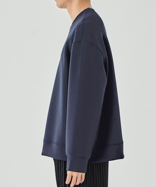 STUDIOUS（ステュディオス）の「ZEROグラビティクルーネック（スウェット・メンズ・ライトグレー/ネイビー/ブラック・1/2）」の15枚目の写真