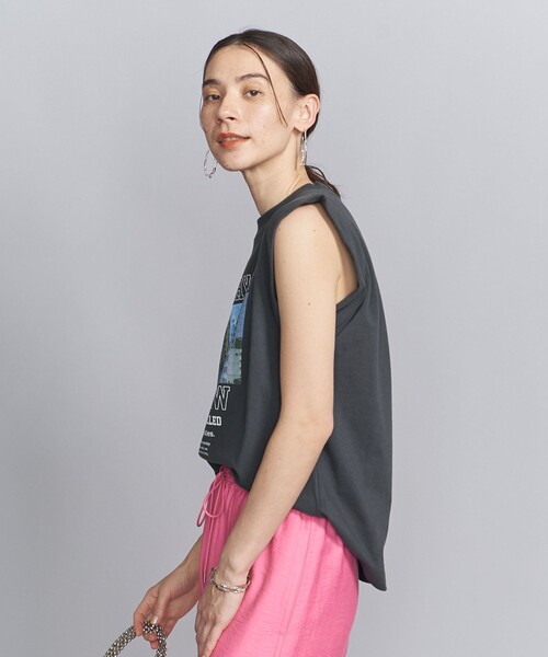 +81BRANCA(ハチイチブランカ)の「【別注】<+81BRANCA>ロールアップ フォトTシャツ(Tシャツ/カットソー・レディース・オフホワイト/ブラック・FREE)」の8枚目の写真