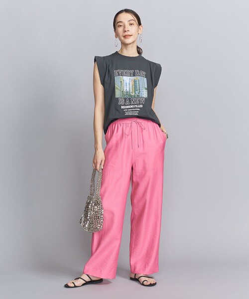 +81BRANCA(ハチイチブランカ)の「【別注】<+81BRANCA>ロールアップ フォトTシャツ(Tシャツ/カットソー・レディース・オフホワイト/ブラック・FREE)」の12枚目の写真