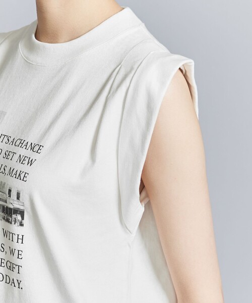 +81BRANCA(ハチイチブランカ)の「【別注】<+81BRANCA>ロールアップ フォトTシャツ(Tシャツ/カットソー・レディース・オフホワイト/ブラック・FREE)」の17枚目の写真