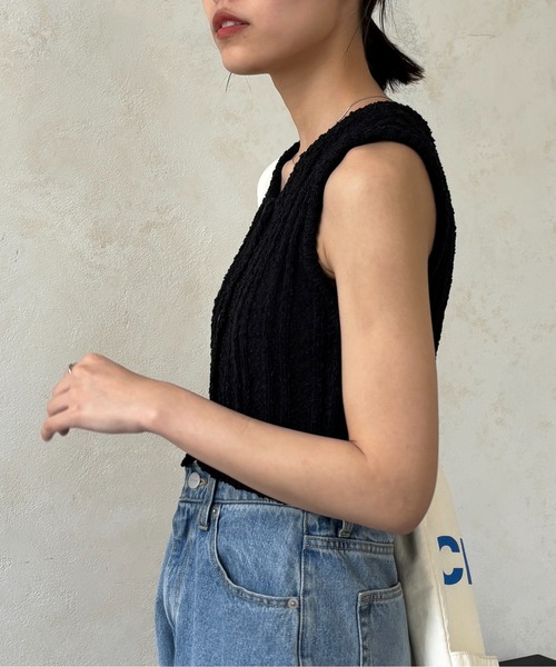 CPCM（シーピーシーエム）の「スラブヤーンコンパクトニットベスト（ニット/セーター・レディース・ブラック/ブルー/アイボリー/オレンジ・FREE）」の19枚目の写真